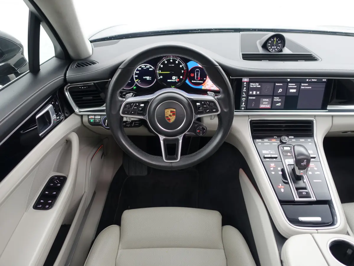 2.9 4 E-Hybrid Sport Design Aut- Keramisch, Stoelventilatie, Bose Audio, Sport Chrono, Sportuitlaat+