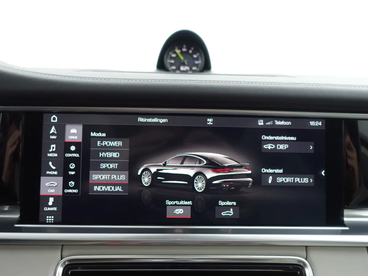 2.9 4 E-Hybrid Sport Design Aut- Keramisch, Stoelventilatie, Bose Audio, Sport Chrono, Sportuitlaat+