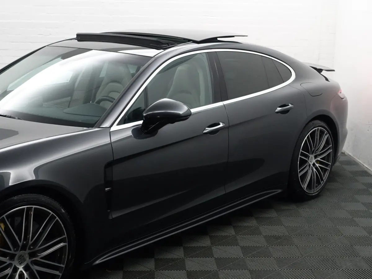 2.9 4 E-Hybrid Sport Design Aut- Keramisch, Stoelventilatie, Bose Audio, Sport Chrono, Sportuitlaat+