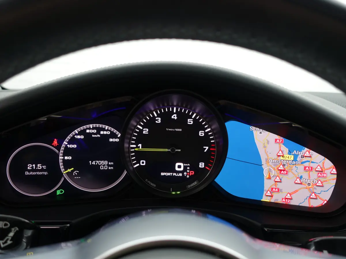 2.9 4 E-Hybrid Sport Design Aut- Keramisch, Stoelventilatie, Bose Audio, Sport Chrono, Sportuitlaat+