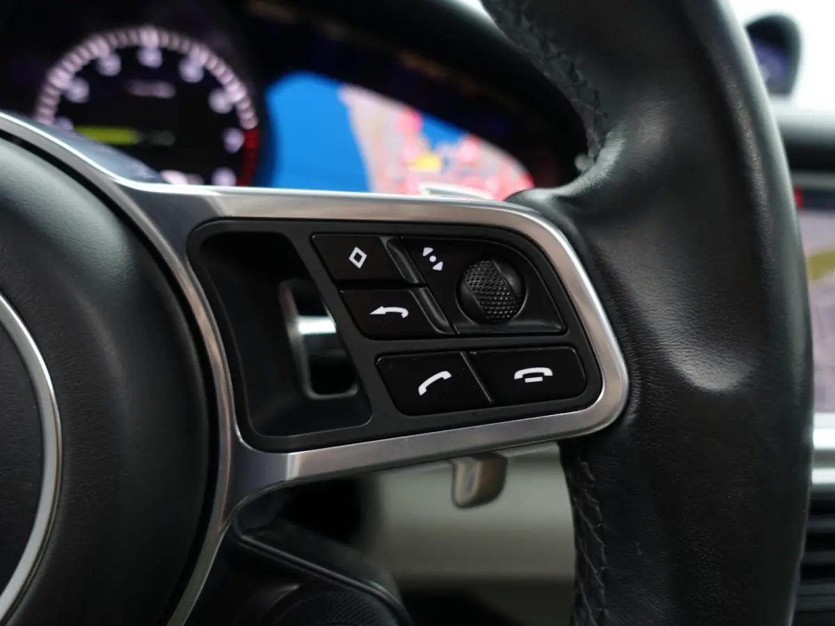 2.9 4 E-Hybrid Sport Design Aut- Keramisch, Stoelventilatie, Bose Audio, Sport Chrono, Sportuitlaat+