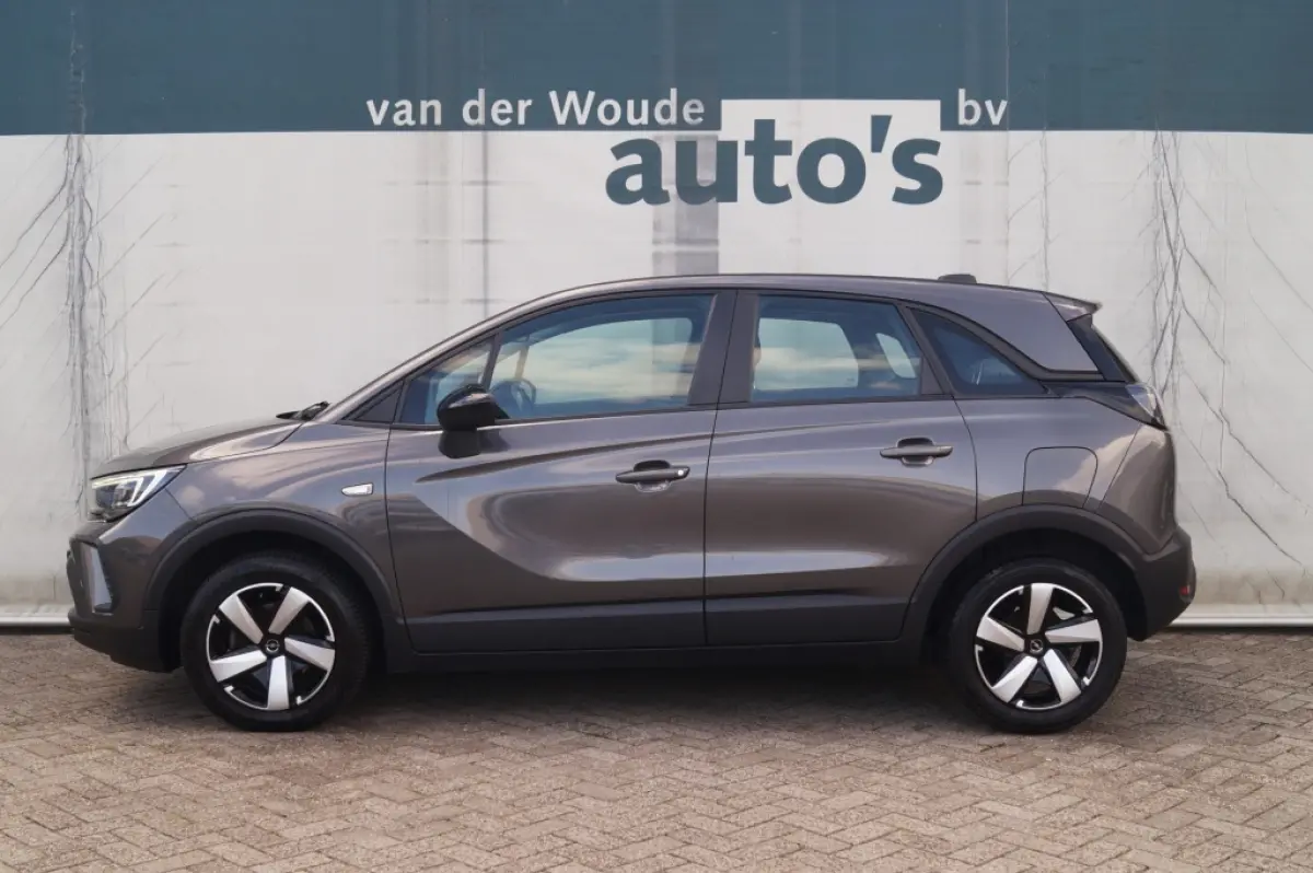 Opel Crossland 2022 Benzine Handgeschakeld leasen