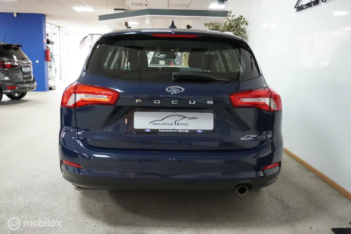1.0 EcoBoost Titanium Business