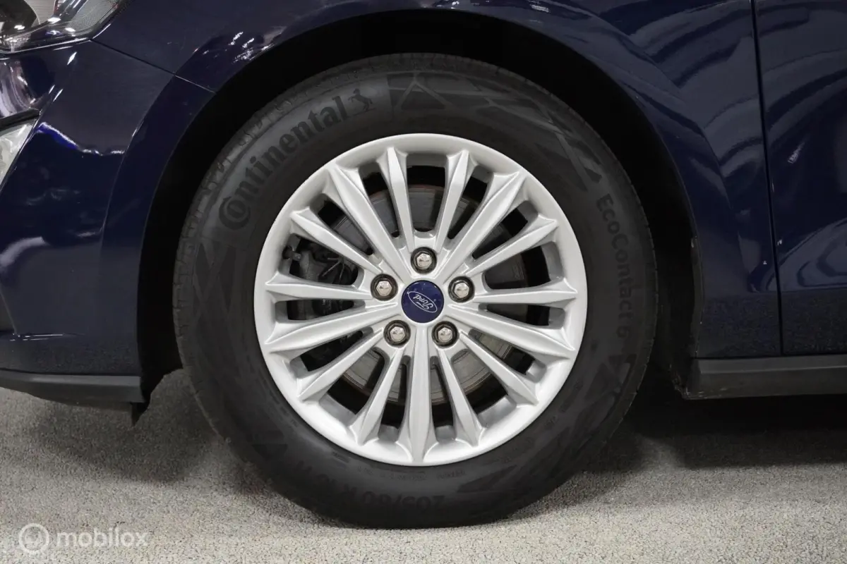 1.0 EcoBoost Titanium Business