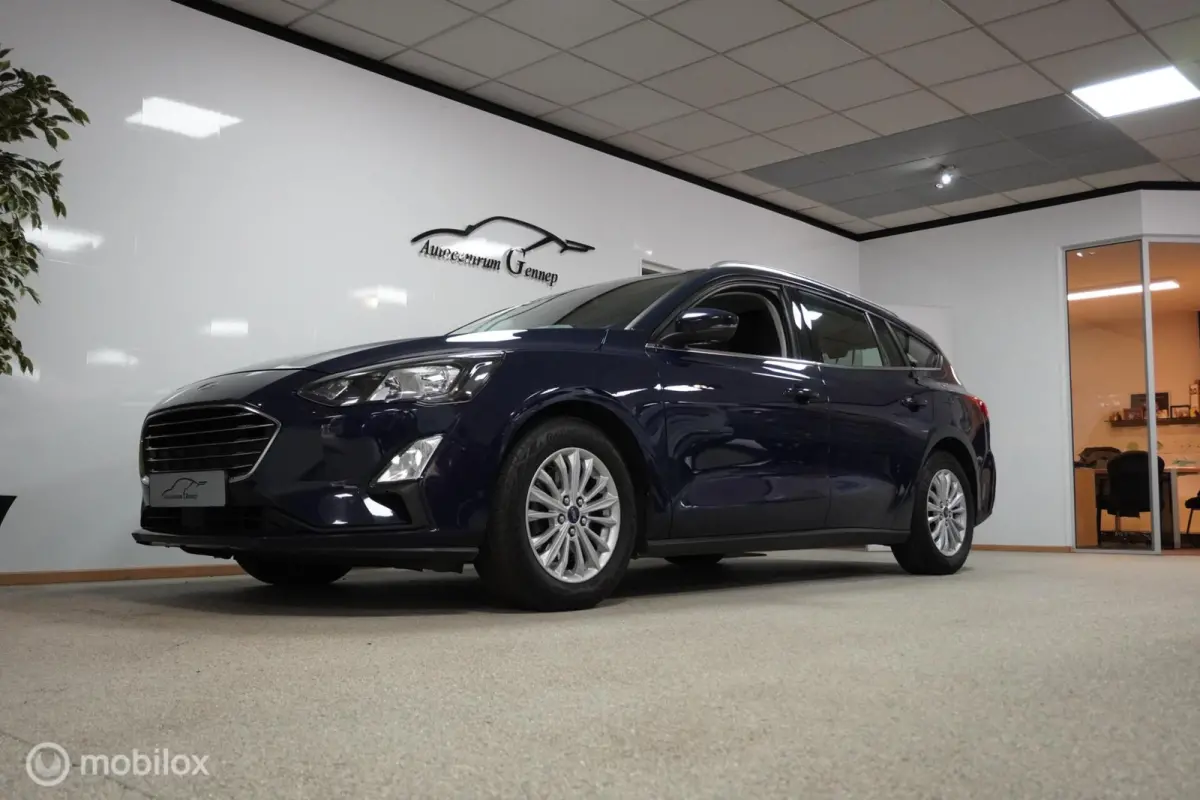 1.0 EcoBoost Titanium Business