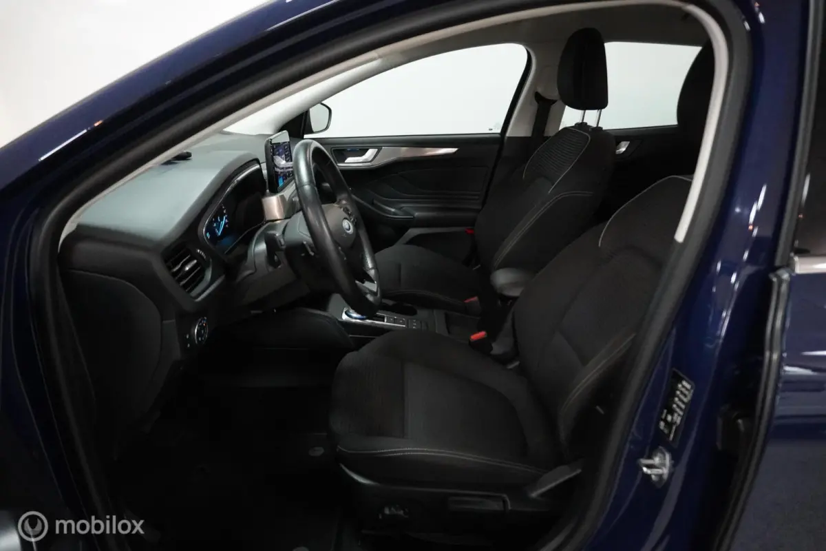1.0 EcoBoost Titanium Business