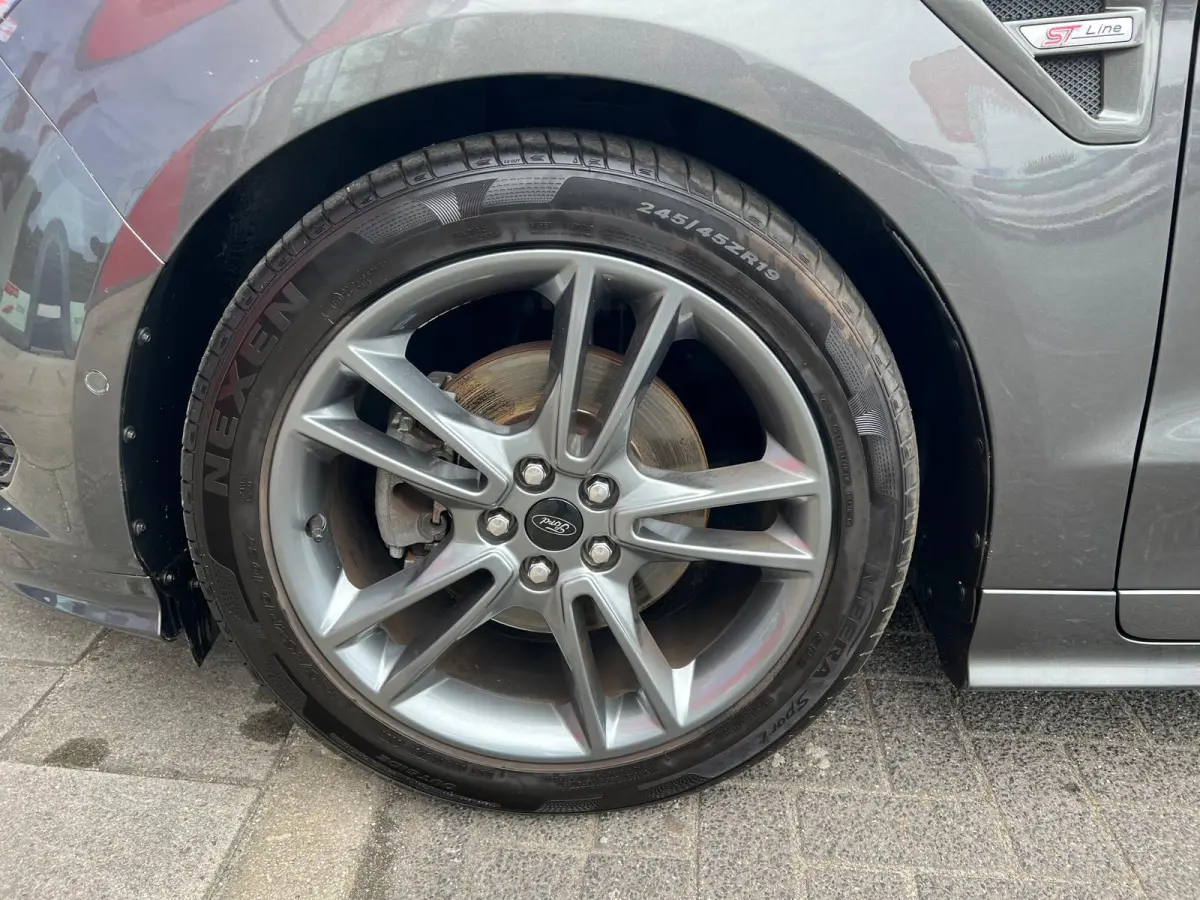 2.0 EcoBoost Titanium 7p.