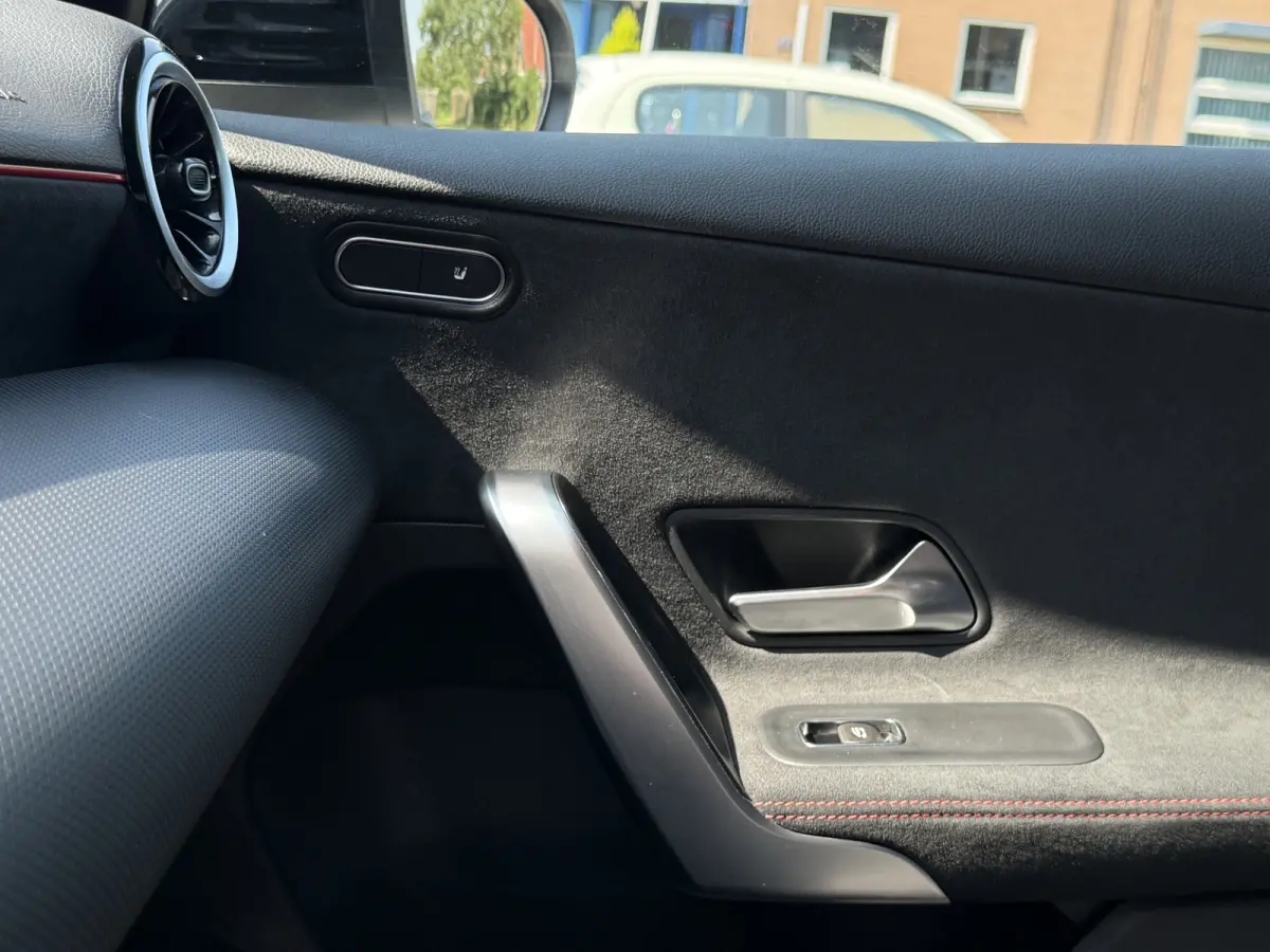 250 e AMG Parelmoer Camera | Widescreen