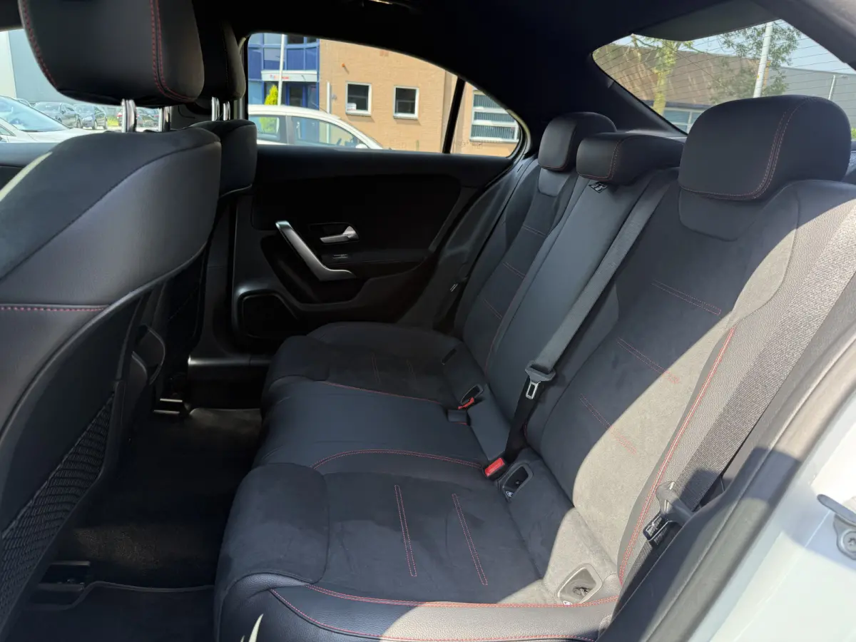 250 e AMG Parelmoer Camera | Widescreen