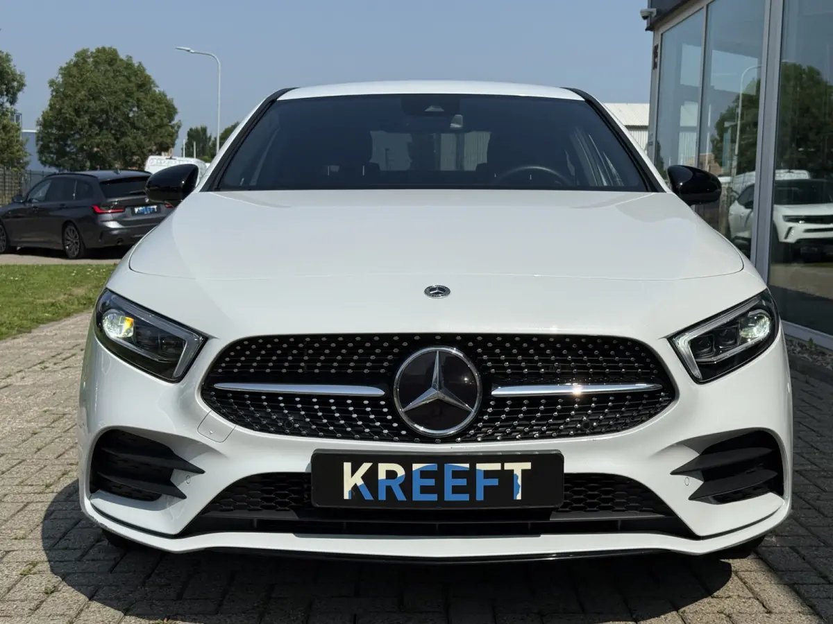 250 e AMG Parelmoer Camera | Widescreen