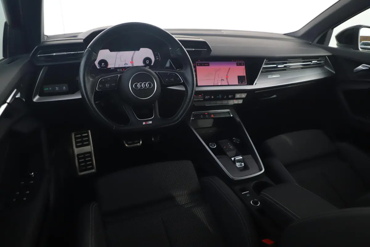 30 TFSI S Line Sport edition Automaat Virtual Cockpit LED Matrix S Sportstoelen Half Leder Navigatie Clima Cruise Lane Assist Parkeersensor