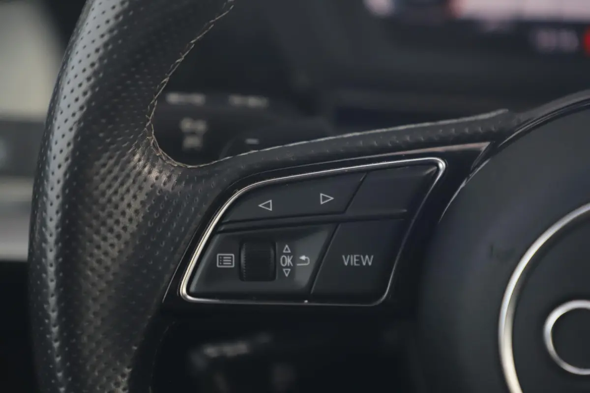 30 TFSI S Line Sport edition Automaat Virtual Cockpit LED Matrix S Sportstoelen Half Leder Navigatie Clima Cruise Lane Assist Parkeersensor