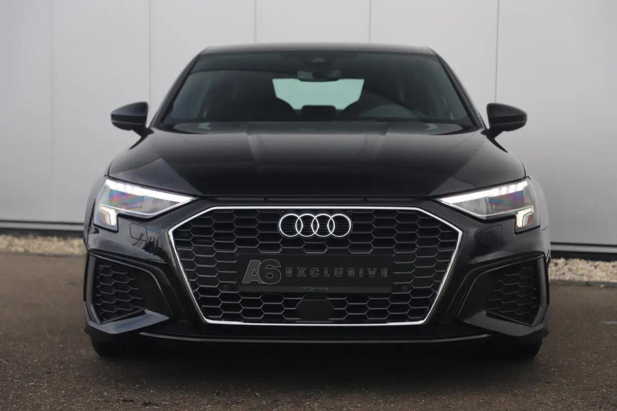 30 TFSI S Line Sport edition Automaat Virtual Cockpit LED Matrix S Sportstoelen Half Leder Navigatie Clima Cruise Lane Assist Parkeersensor