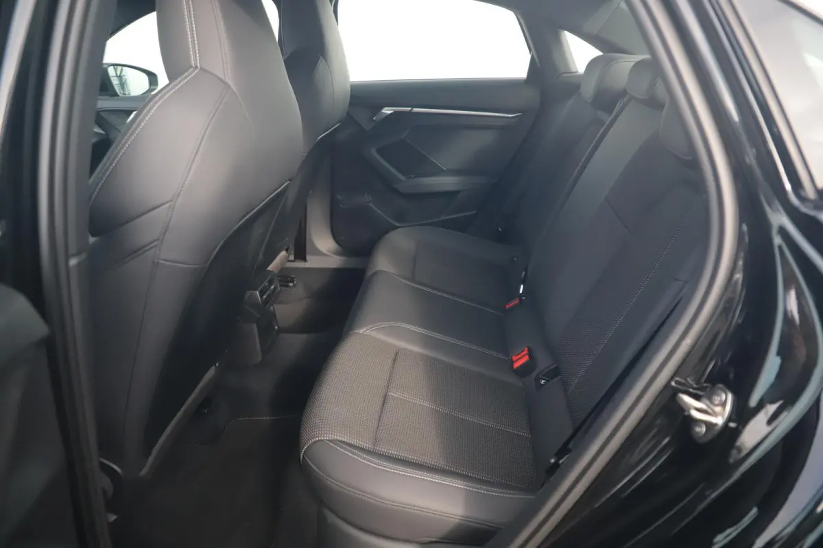 30 TFSI S Line Sport edition Automaat Virtual Cockpit LED Matrix S Sportstoelen Half Leder Navigatie Clima Cruise Lane Assist Parkeersensor