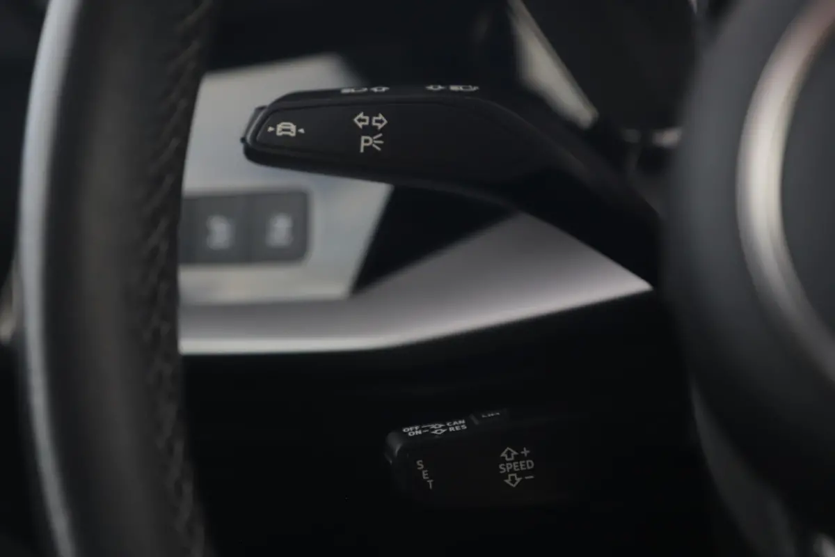 30 TFSI S Line Sport edition Automaat Virtual Cockpit LED Matrix S Sportstoelen Half Leder Navigatie Clima Cruise Lane Assist Parkeersensor