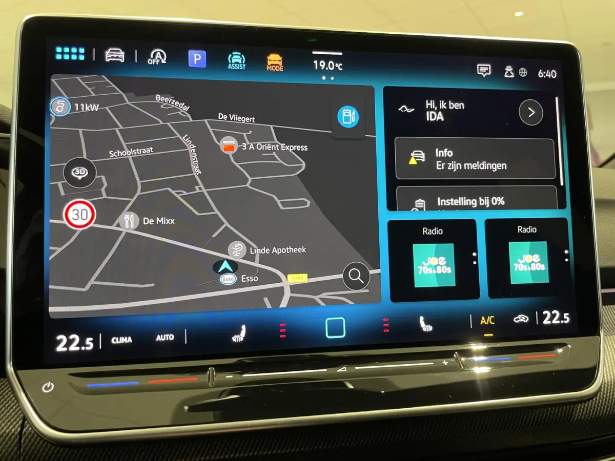 1.5 eTSI R-Line Edition 116 PK | Automaat | Apple Carplay | 360 Camera | Stoelverwarming | Keyless | Stuurwielverwarming | Elektrische Achterklep | Parkeersensoren | Adaptive Cruise Control 