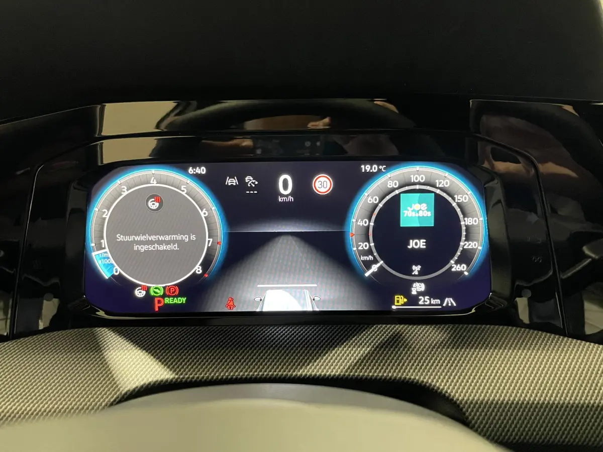 1.5 eTSI R-Line Edition 116 PK | Automaat | Apple Carplay | 360 Camera | Stoelverwarming | Keyless | Stuurwielverwarming | Elektrische Achterklep | Parkeersensoren | Adaptive Cruise Control 