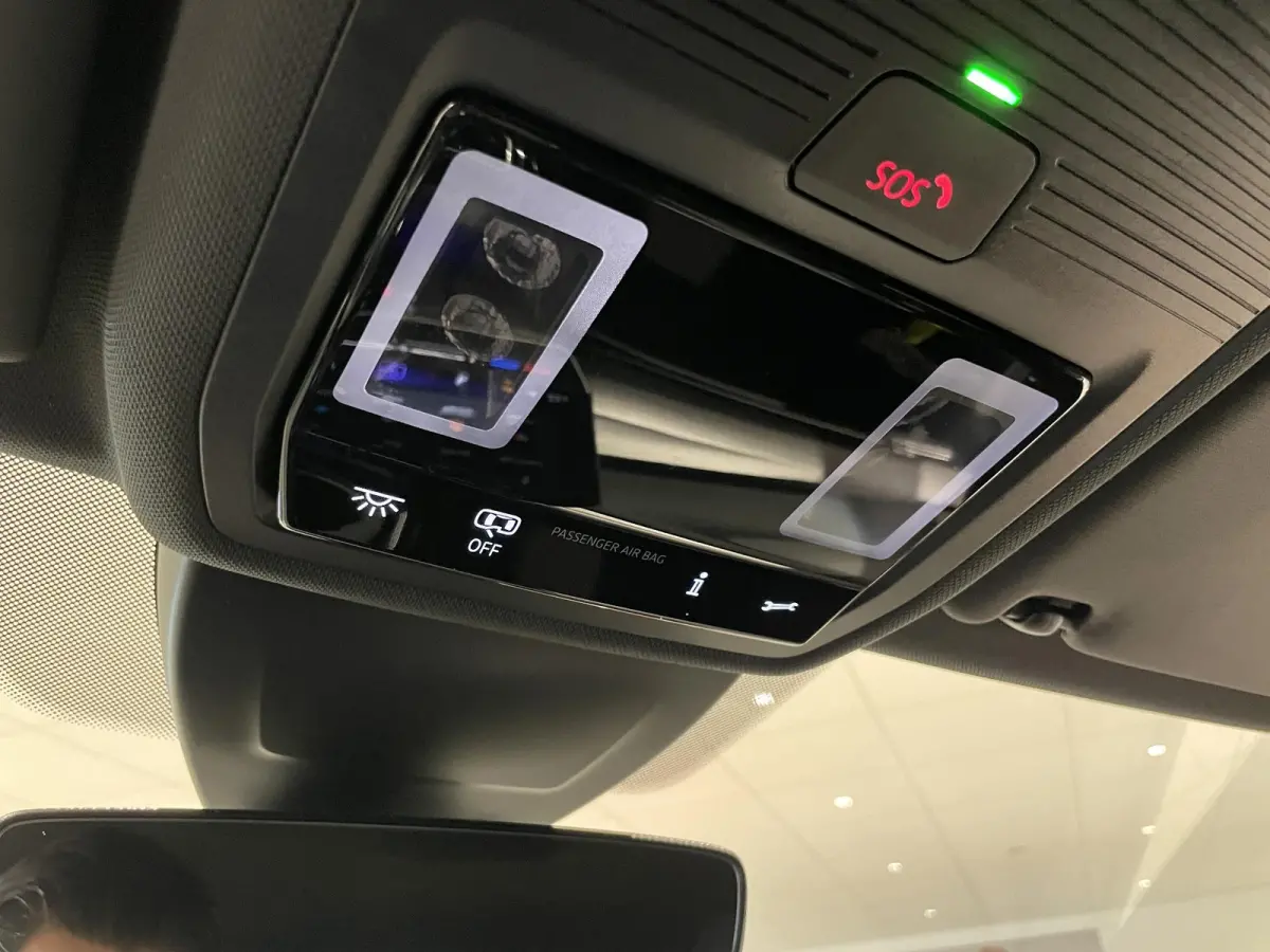 1.5 eTSI R-Line Edition 116 PK | Automaat | Apple Carplay | 360 Camera | Stoelverwarming | Keyless | Stuurwielverwarming | Elektrische Achterklep | Parkeersensoren | Adaptive Cruise Control 