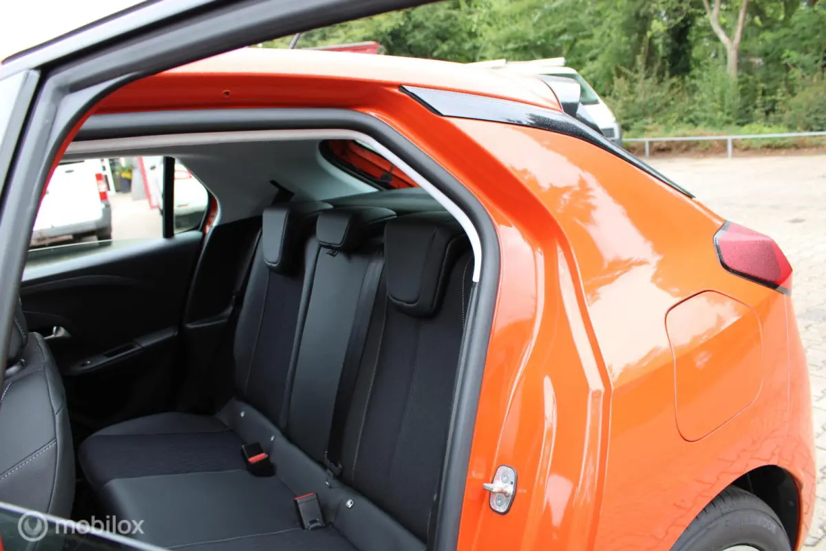 1.2 Elegance, Apple Carplay/Android Auto, LED koplampen, Airco, Cruise control