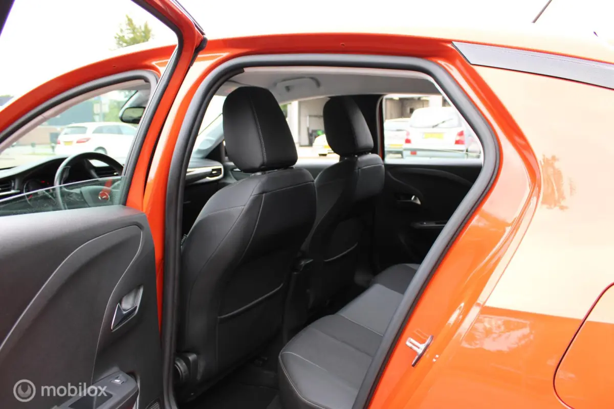 1.2 Elegance, Apple Carplay/Android Auto, LED koplampen, Airco, Cruise control
