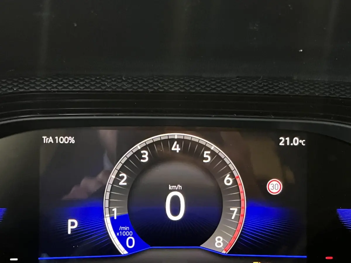 1.0 TSI Life Edition | Automaat | Navigatie | Stoelverwarming | Parkeersensoren | Achteruitrij camera | Digitale cockpit |