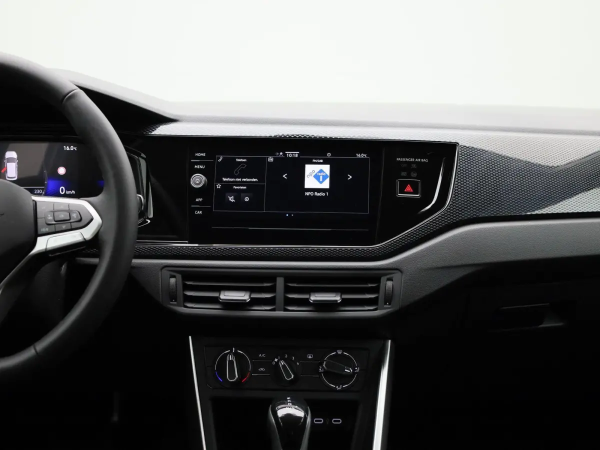 1.0 TSI Life Edition | Automaat | Apple Carplay of Android auto draadloos| Parkeersensoren voor & achter | Keyless entry/start | Achteruitrijcamera |