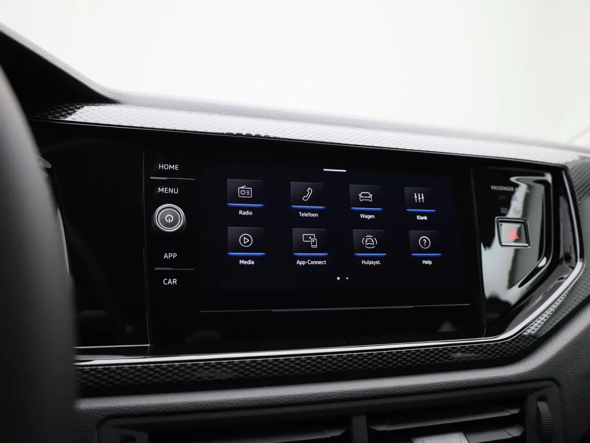 1.0 TSI Life Edition | Automaat | Apple Carplay of Android auto draadloos| Parkeersensoren voor & achter | Keyless entry/start | Achteruitrijcamera |