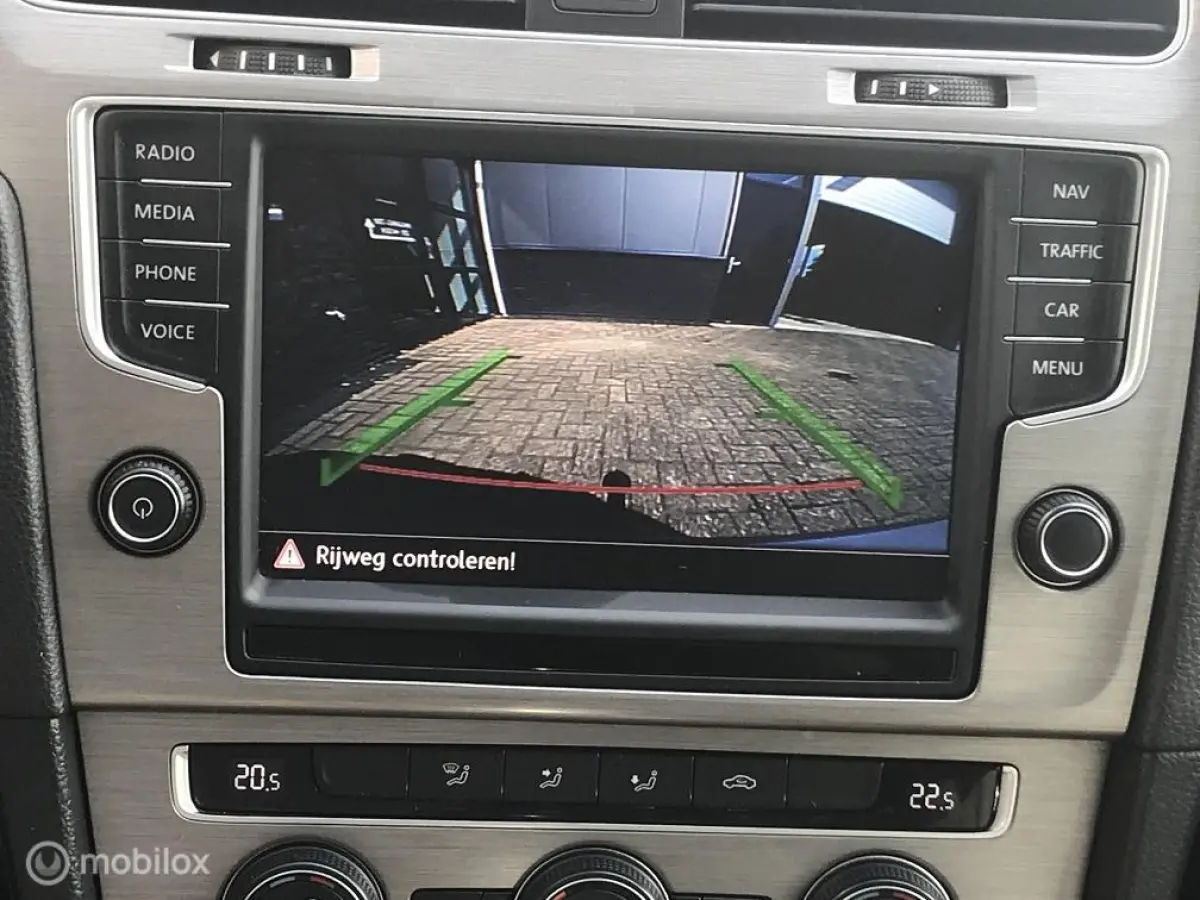 1.0 TSI Connected Series + Carplay