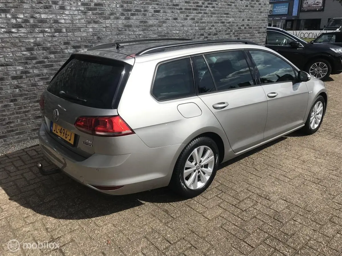 1.0 TSI Connected Series + Carplay