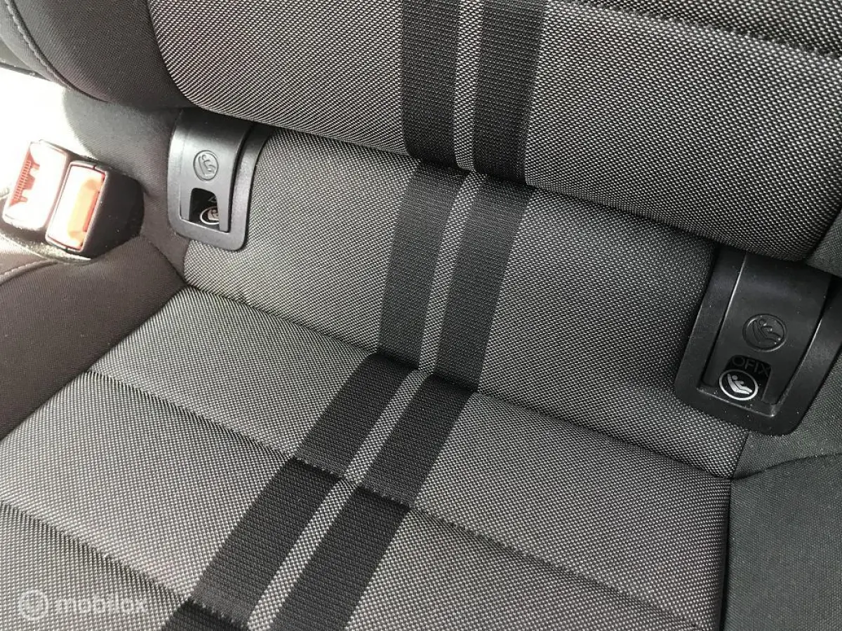 1.0 TSI Connected Series + Carplay