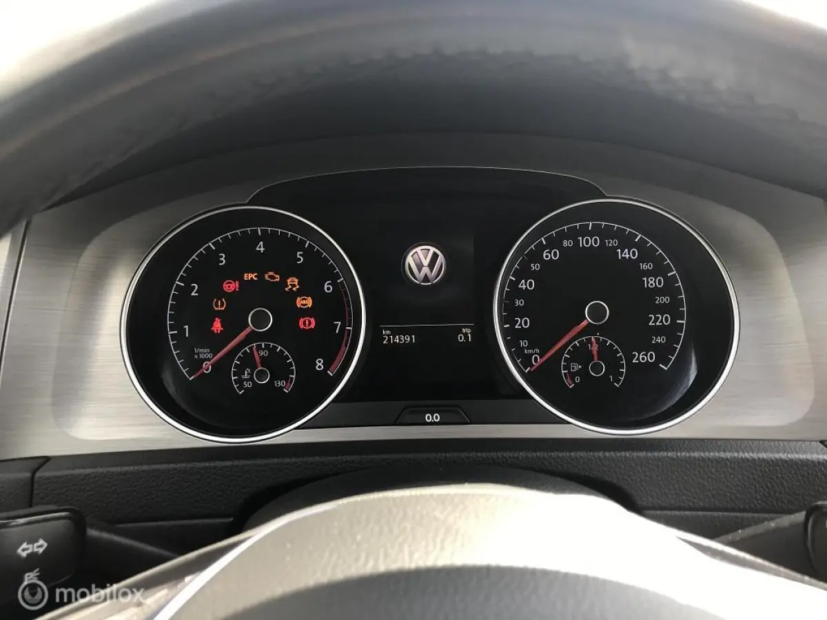 1.0 TSI Connected Series + Carplay