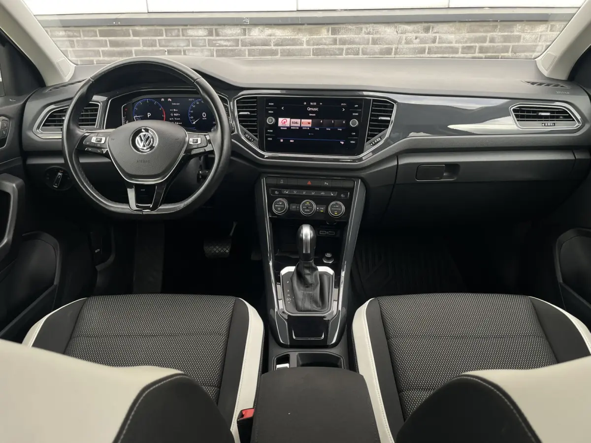 1.5 TSI Sport LED | Trekhaak | Carplay | Camera | Virtual Cockpit | PDC