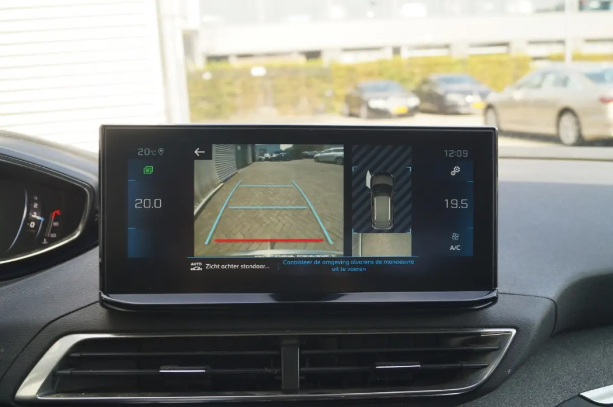 1.2 PureTech Blue Lease Allure -NAVI-ECC-