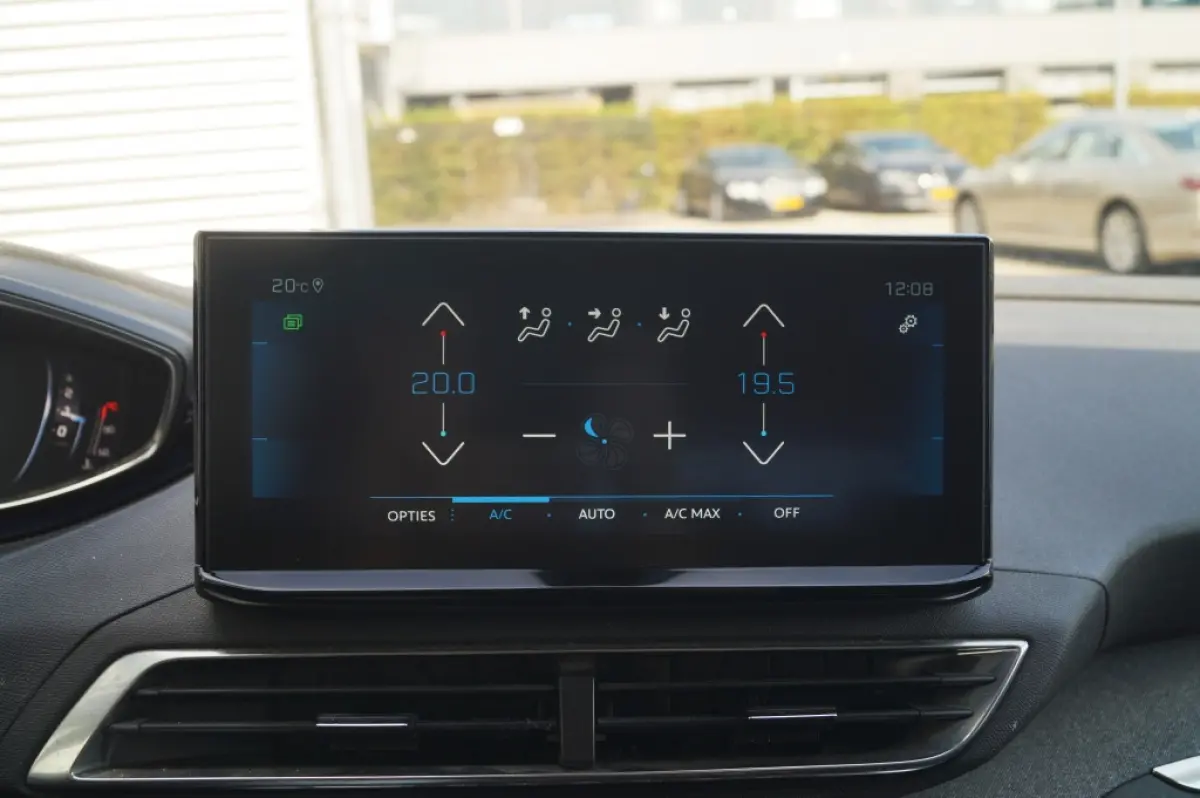 1.2 PureTech Blue Lease Allure -NAVI-ECC-