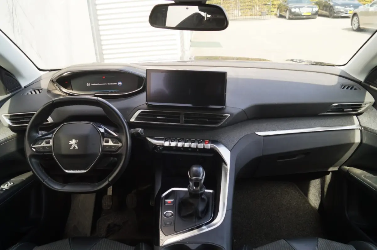 1.2 PureTech Blue Lease Allure -NAVI-ECC-