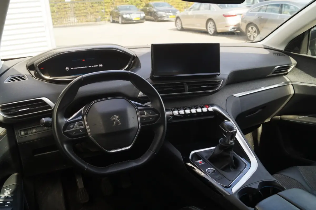 1.2 PureTech Blue Lease Allure -NAVI-ECC-