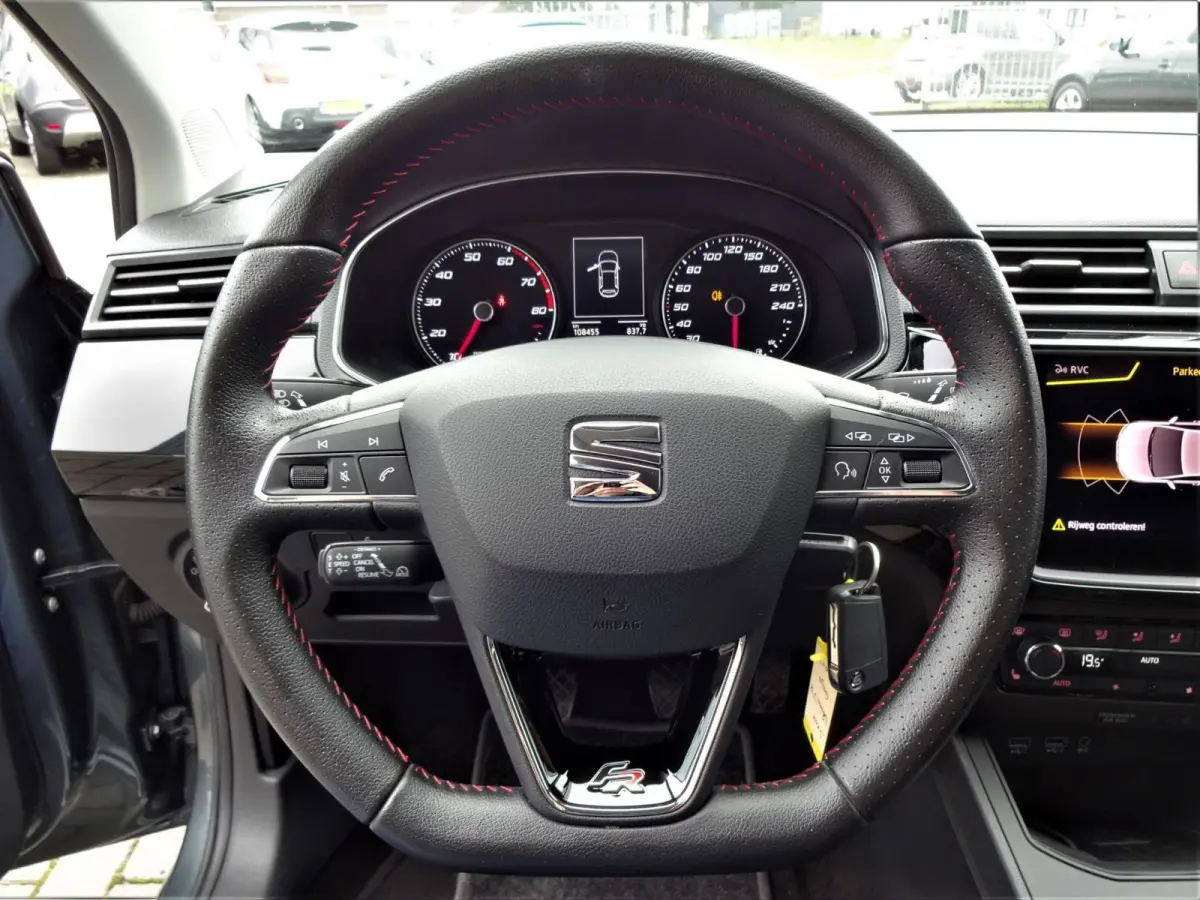 1.0 TSI FR Business ,FACELIFT,Navi,Cruise