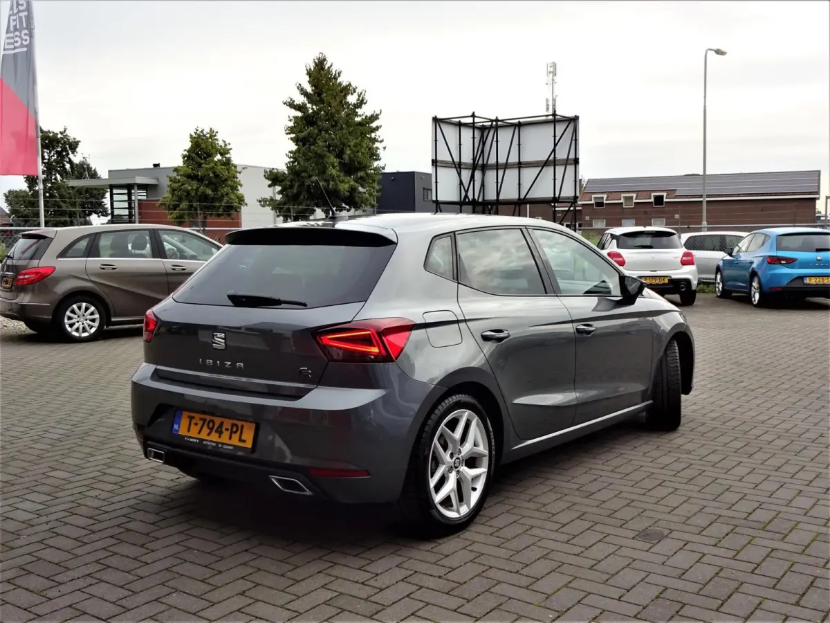 1.0 TSI FR Business ,FACELIFT,Navi,Cruise