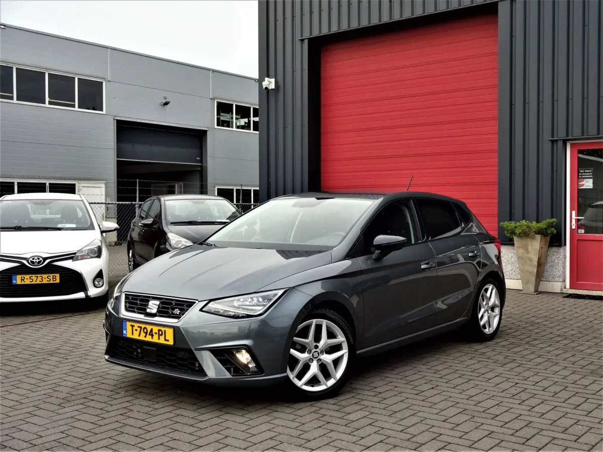 1.0 TSI FR Business ,FACELIFT,Navi,Cruise