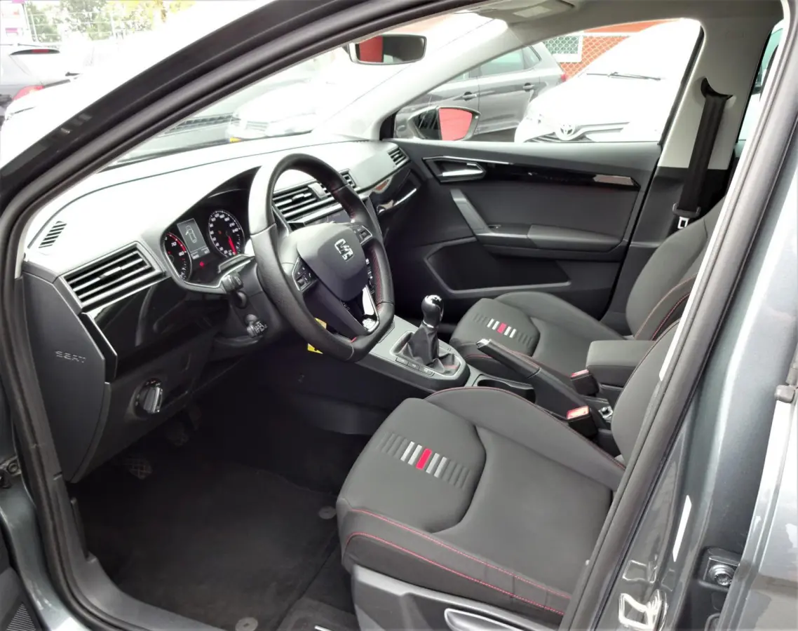 1.0 TSI FR Business ,FACELIFT,Navi,Cruise