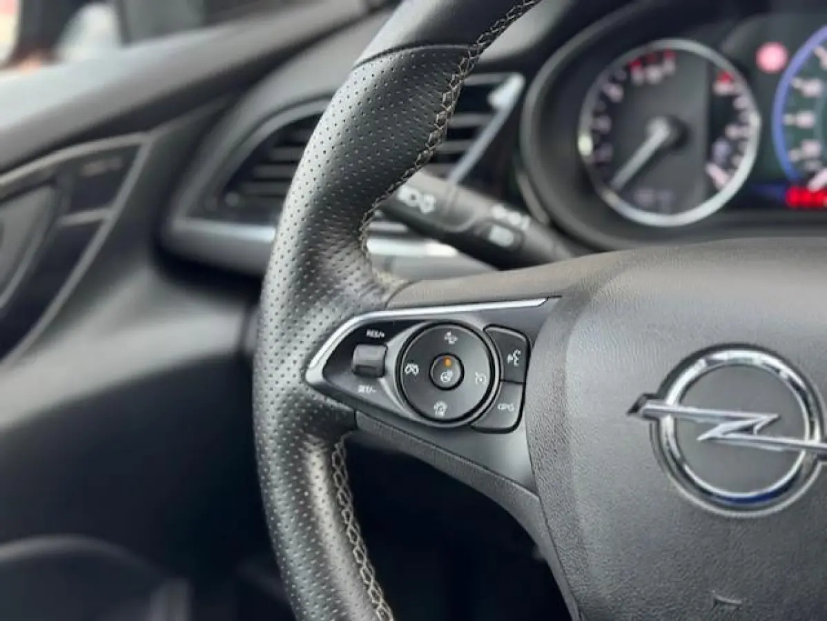 1.5 CDTI Business - LED - Carplay