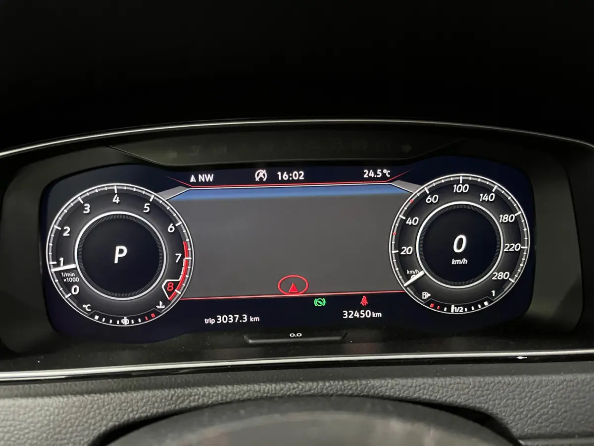 2.0 TSI GTI TCR / DCC / Akrapovic / 1ste eigenaar