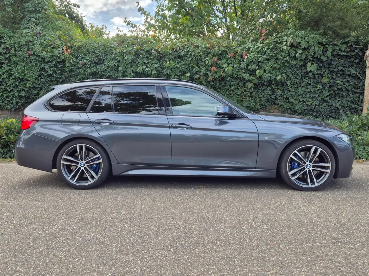 M Sport 1e EIG 100% Dealer Pano Cam Apple CarPlay Touring LED 19inch NL 320i High Executive