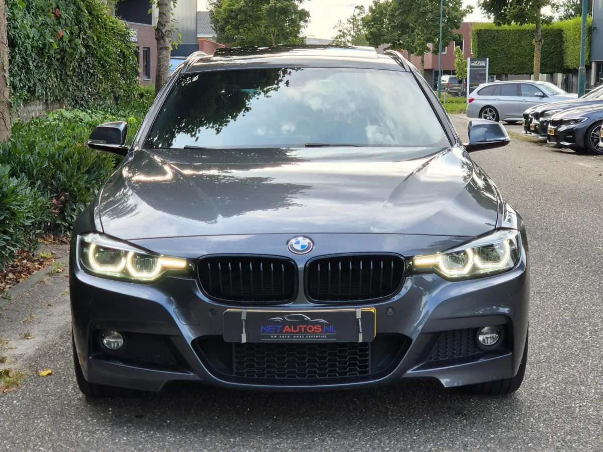 M Sport 1e EIG 100% Dealer Pano Cam Apple CarPlay Touring LED 19inch NL 320i High Executive