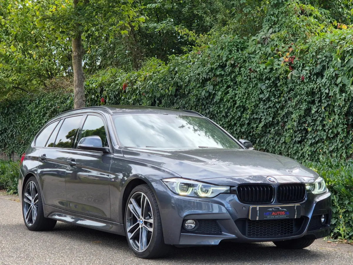 M Sport 1e EIG 100% Dealer Pano Cam Apple CarPlay Touring LED 19inch NL 320i High Executive