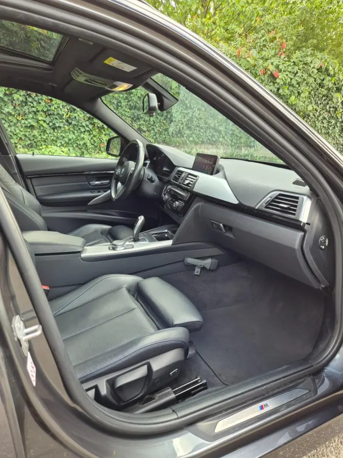 M Sport 1e EIG 100% Dealer Pano Cam Apple CarPlay Touring LED 19inch NL 320i High Executive