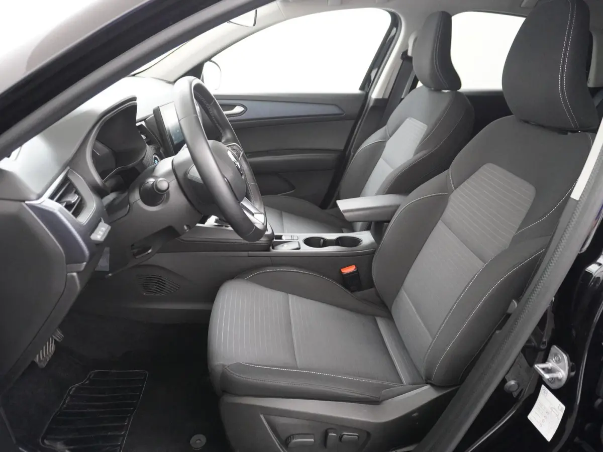 1.6 E-Tech Hybrid 145 Evolution