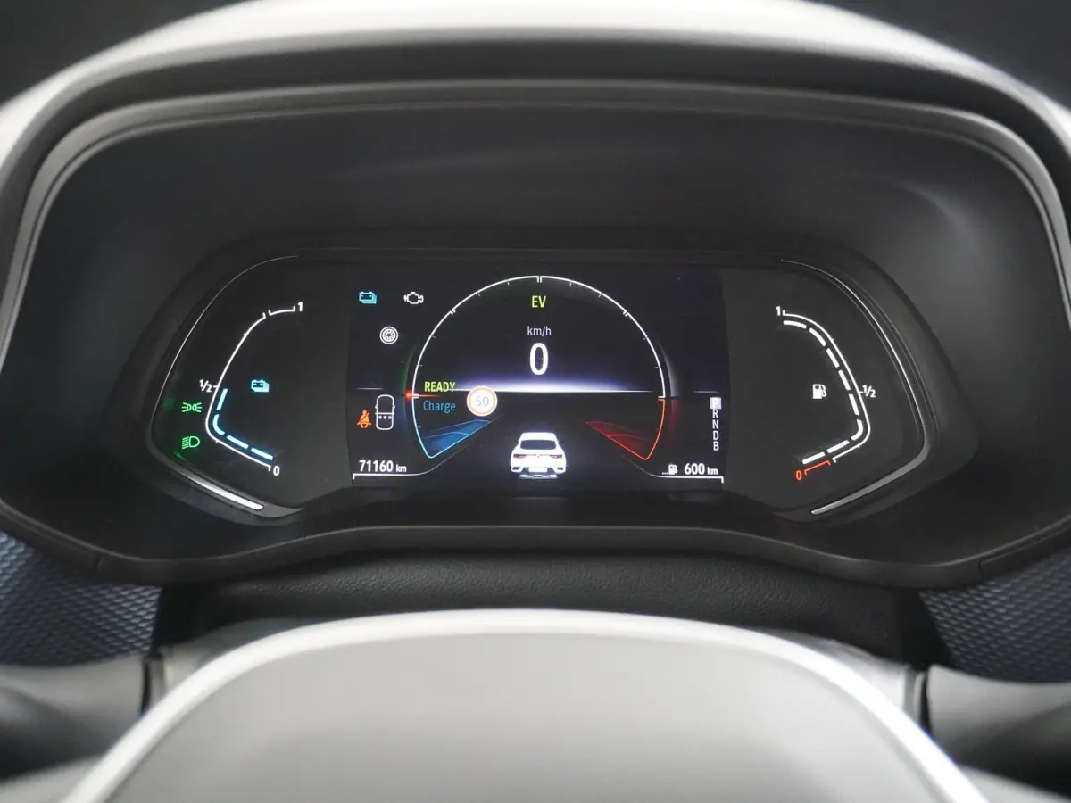 1.6 E-Tech Hybrid 145 Evolution