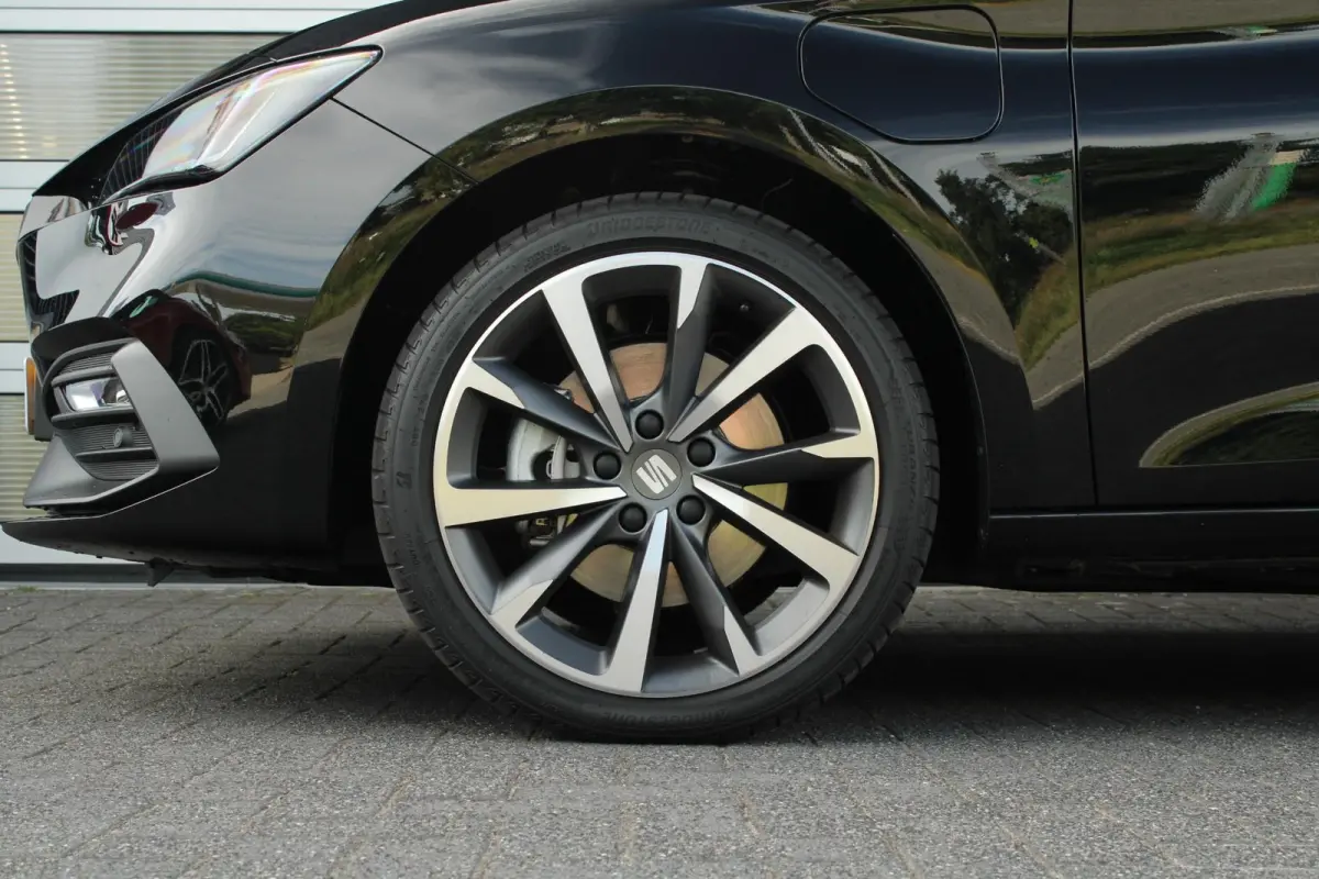 1.5 TSI e-Hybrid 204pk FR PHEV First Edition | 18" Velgen | Dodehoek Detectie | Adaptive Cruise