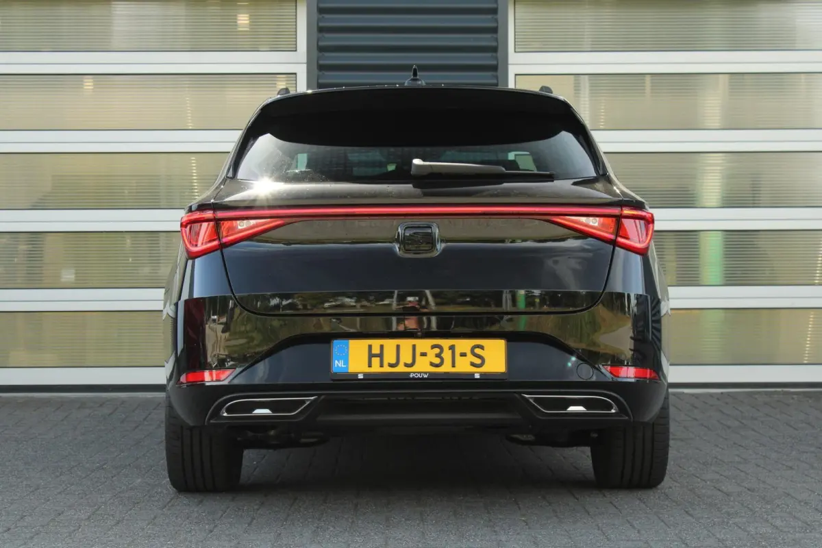 1.5 TSI e-Hybrid 204pk FR PHEV First Edition | 18" Velgen | Dodehoek Detectie | Adaptive Cruise